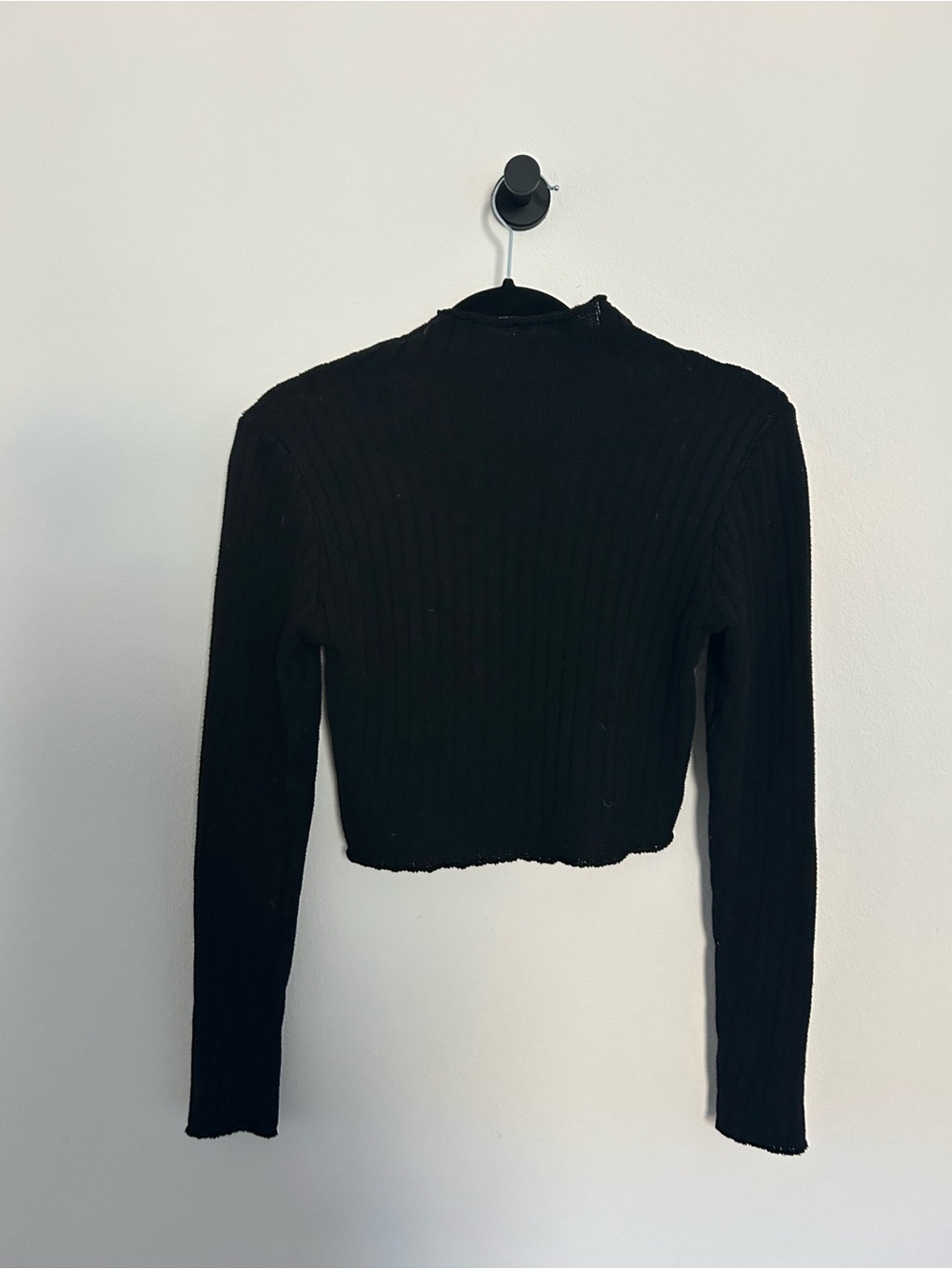 Zaful Black Ribbed Cropped Long-Sleeve Top